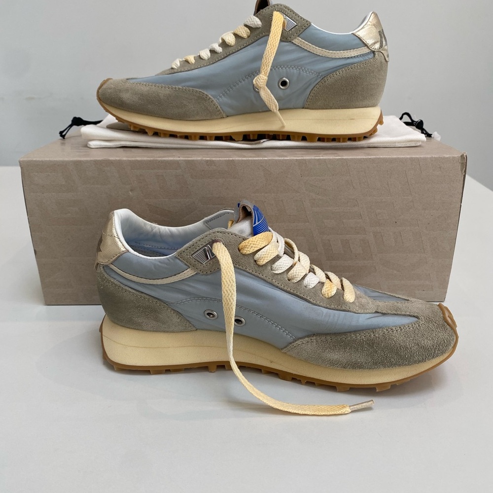 Golden Goose Marathon Sneaker in Light Blue/Gray Suede/Silver sz 37 New in Box - Picture 5 of 12